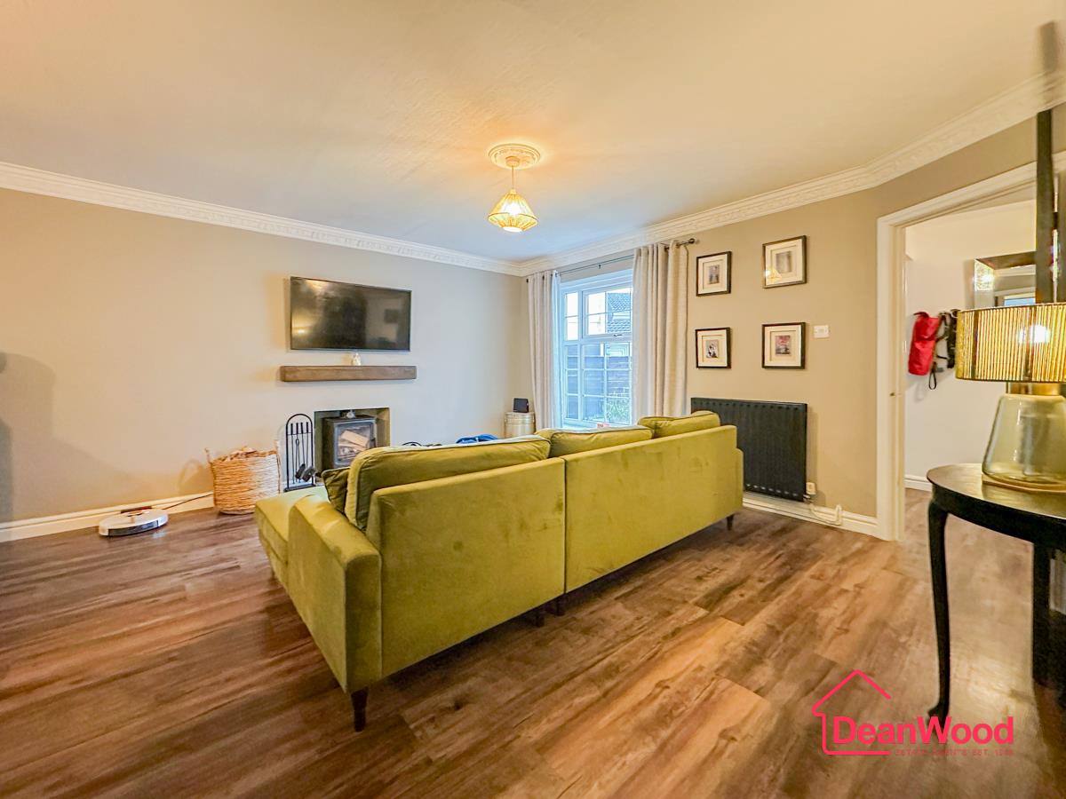 6 Larch Hill, Douglas