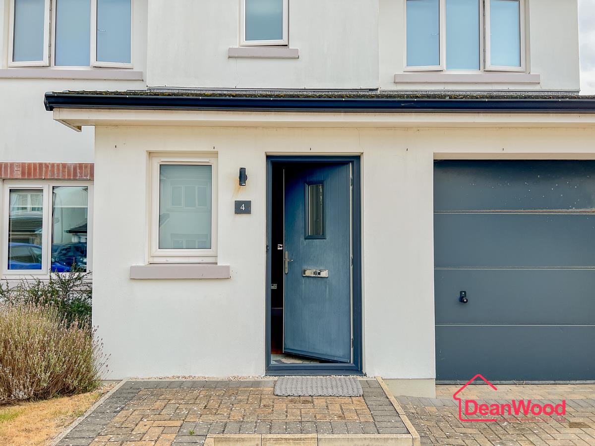 4 Cairn Drive, Slieau Whallian View, Peel