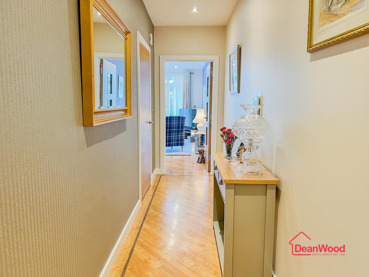 83, Majestic Apartments, Onchan
