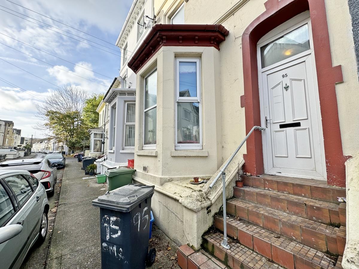 95 Castlemona AVenue, Douglas