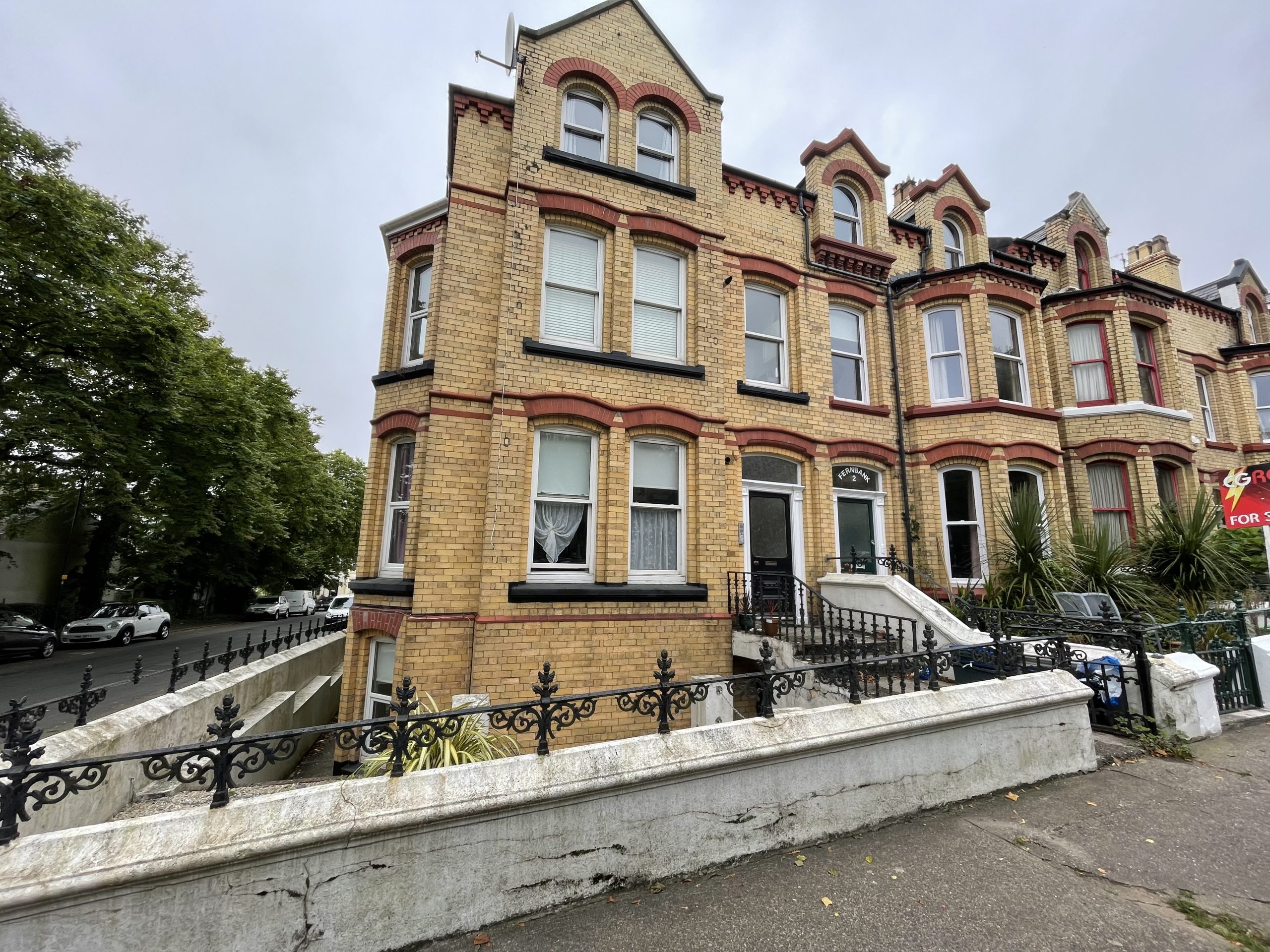 1 Hutchinson Square, Douglas, Isle of Man, IM2 4HU