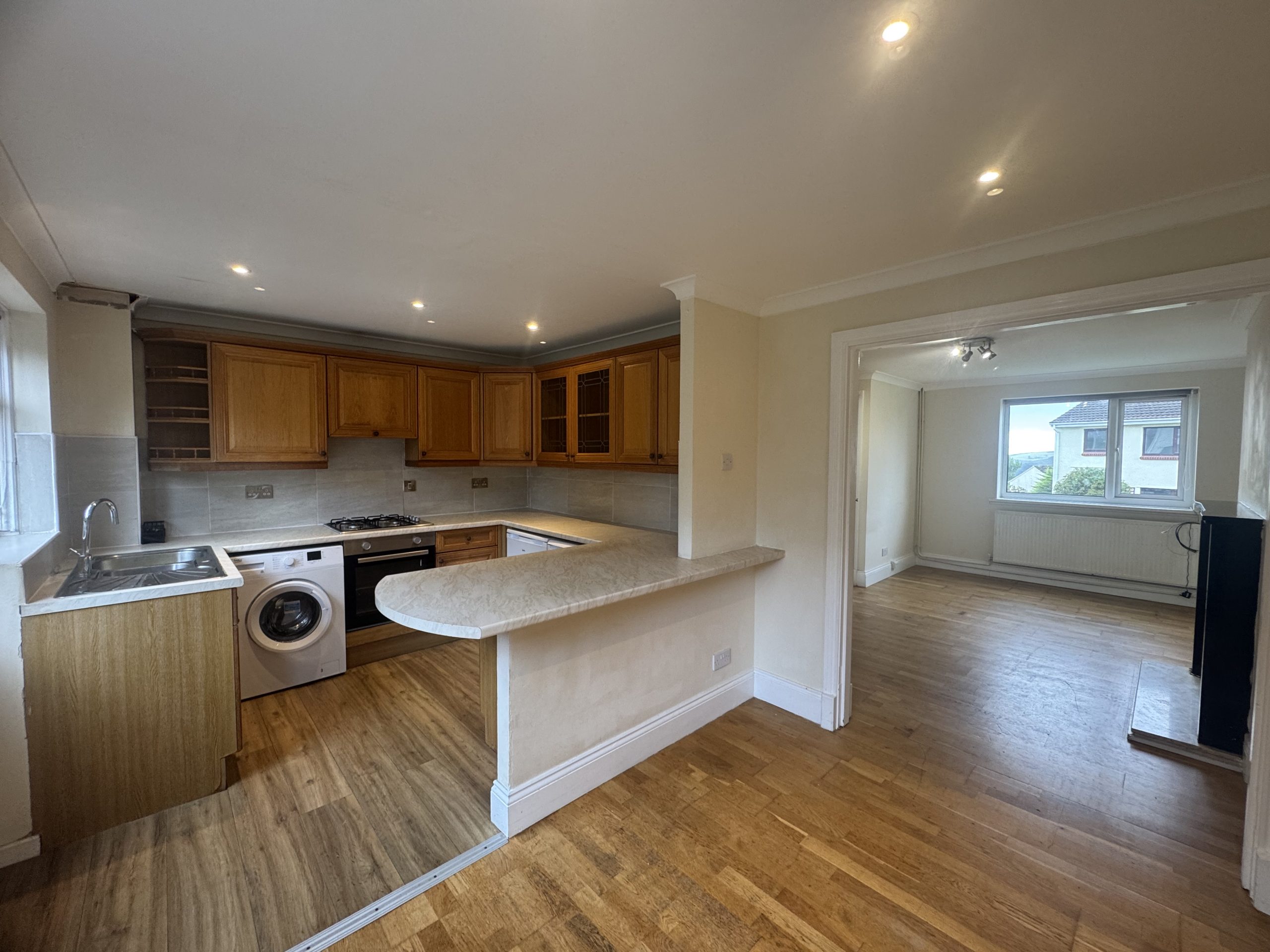 Close Kennish, Douglas, Isle of Man, IM2 2HJ