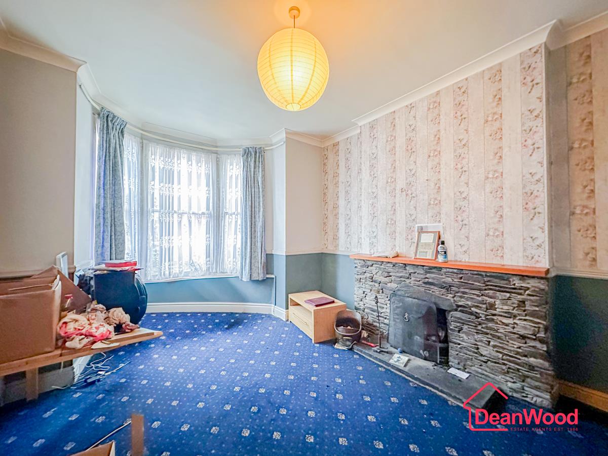 1 Finch Hill Grove, Douglas