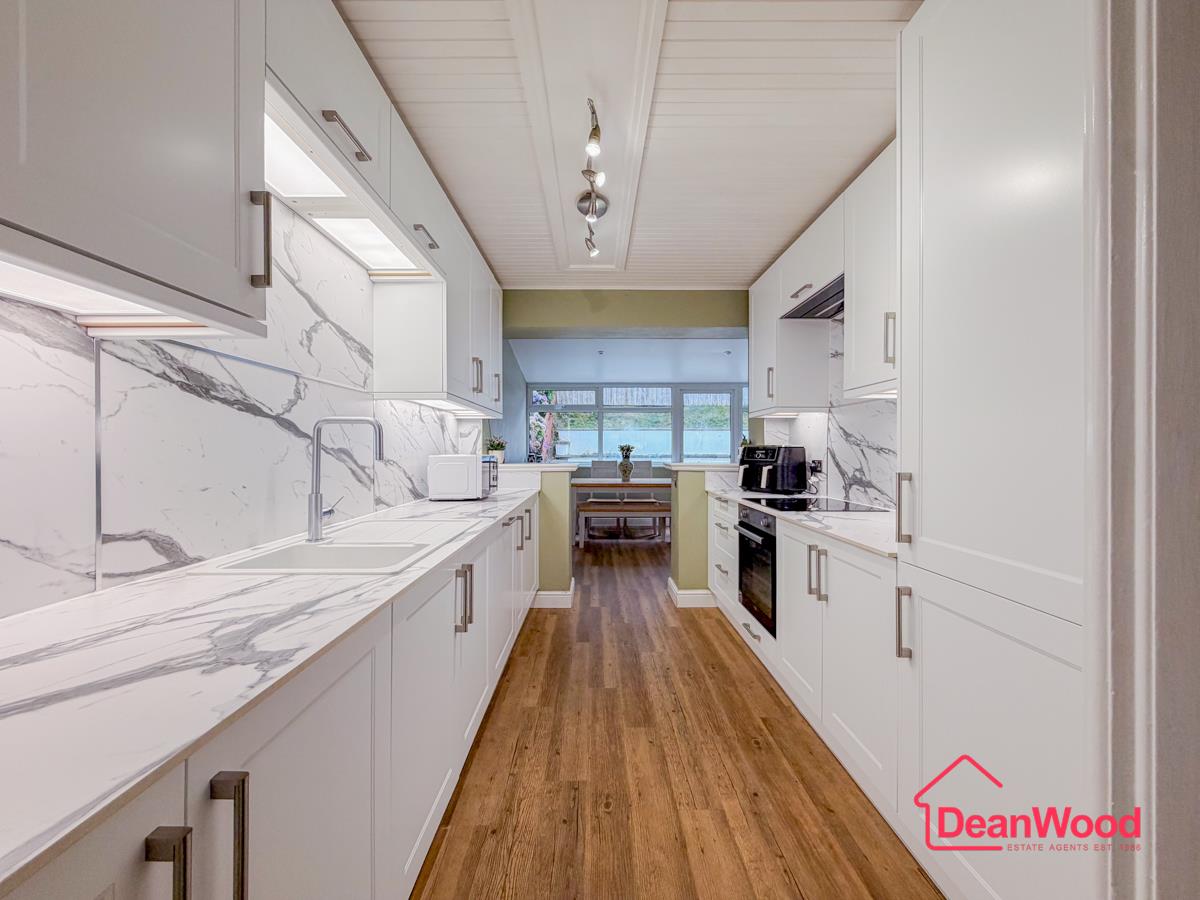 31 Cedar Walk, Hightonwood Hill, Douglas