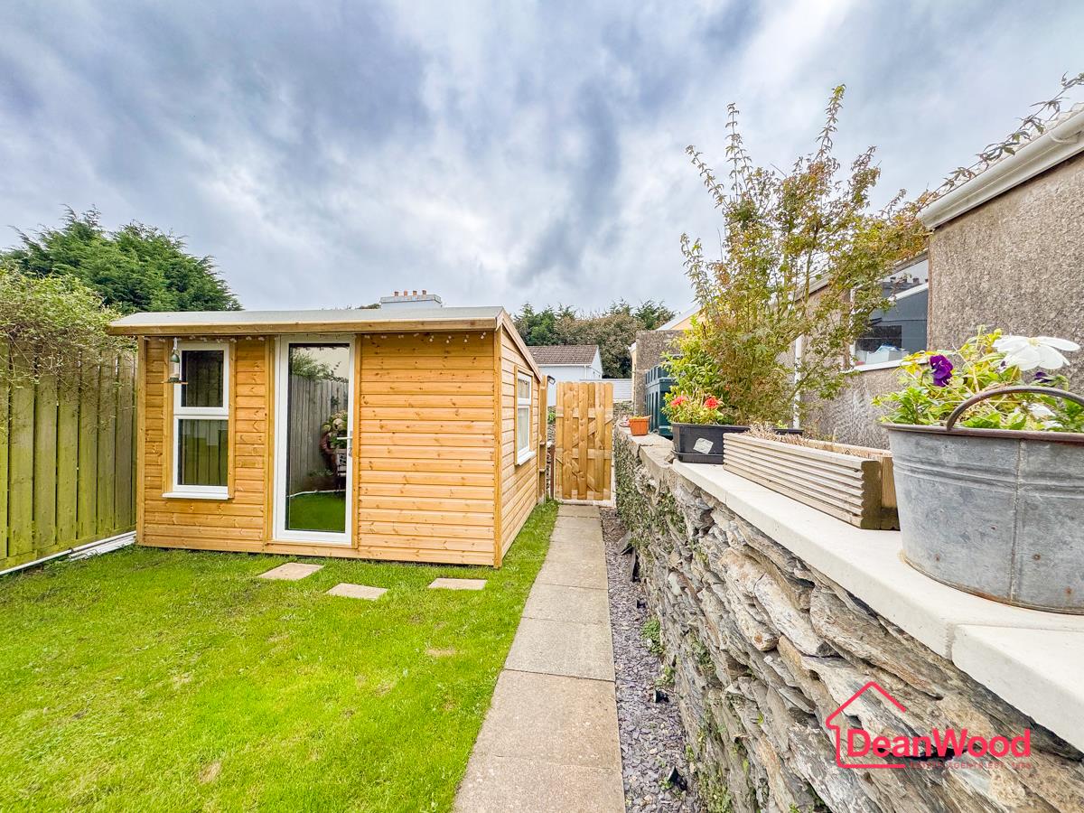 21 Victoria Avenue, Onchan