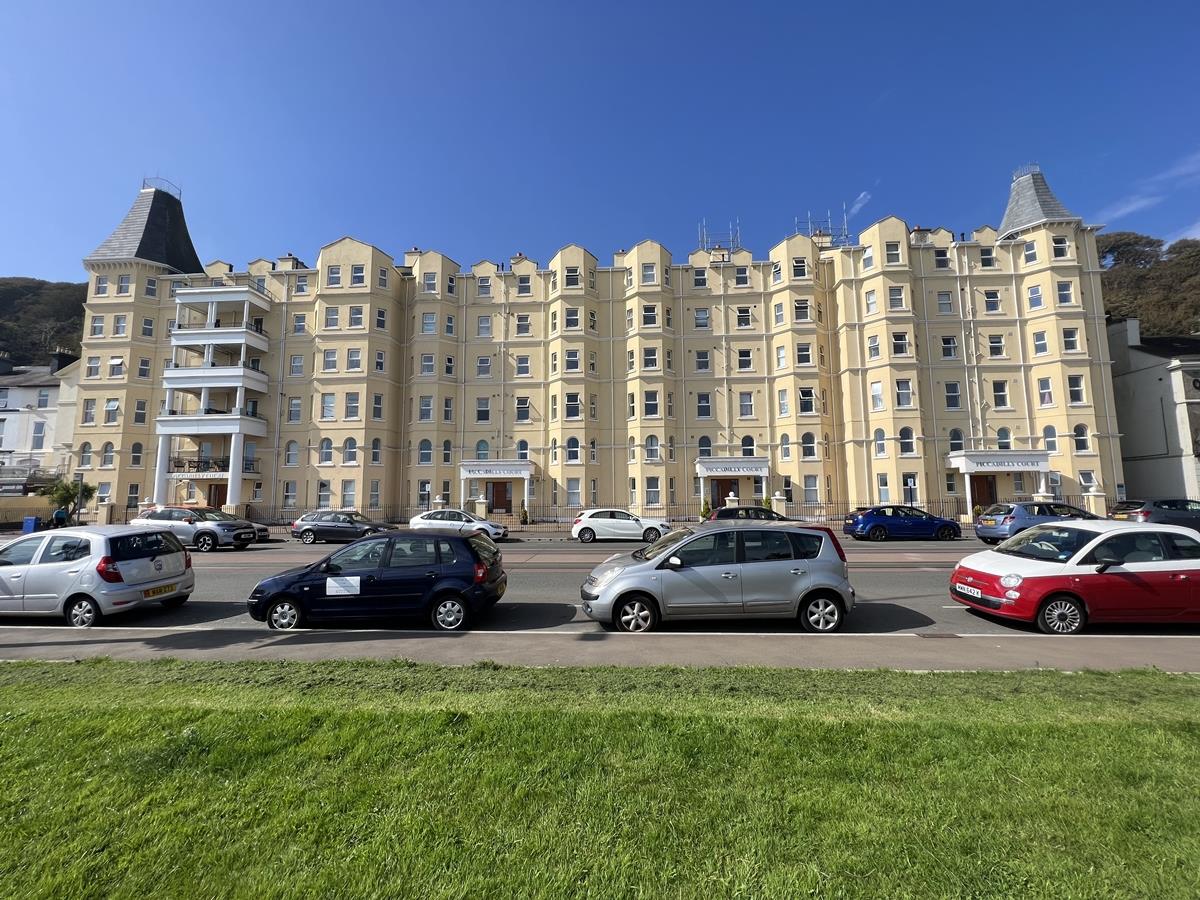 46 Piccadilly Court, Queens Promenade, Douglas, Isle Of Man