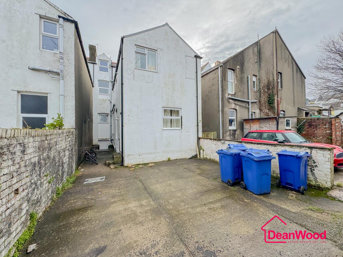 2 Maycroft, Mayhill, Ramsey, Isle Of Man