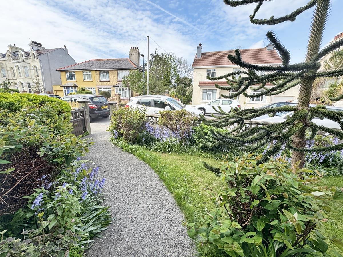 Brookfield Avenue, Ramsey