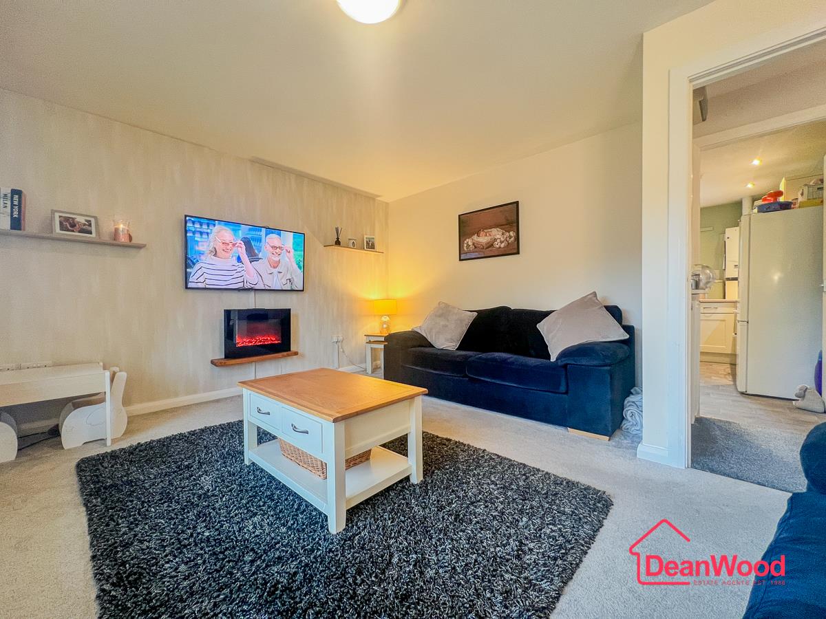 8 Sycamore Grove, Douglas, Isle of Man