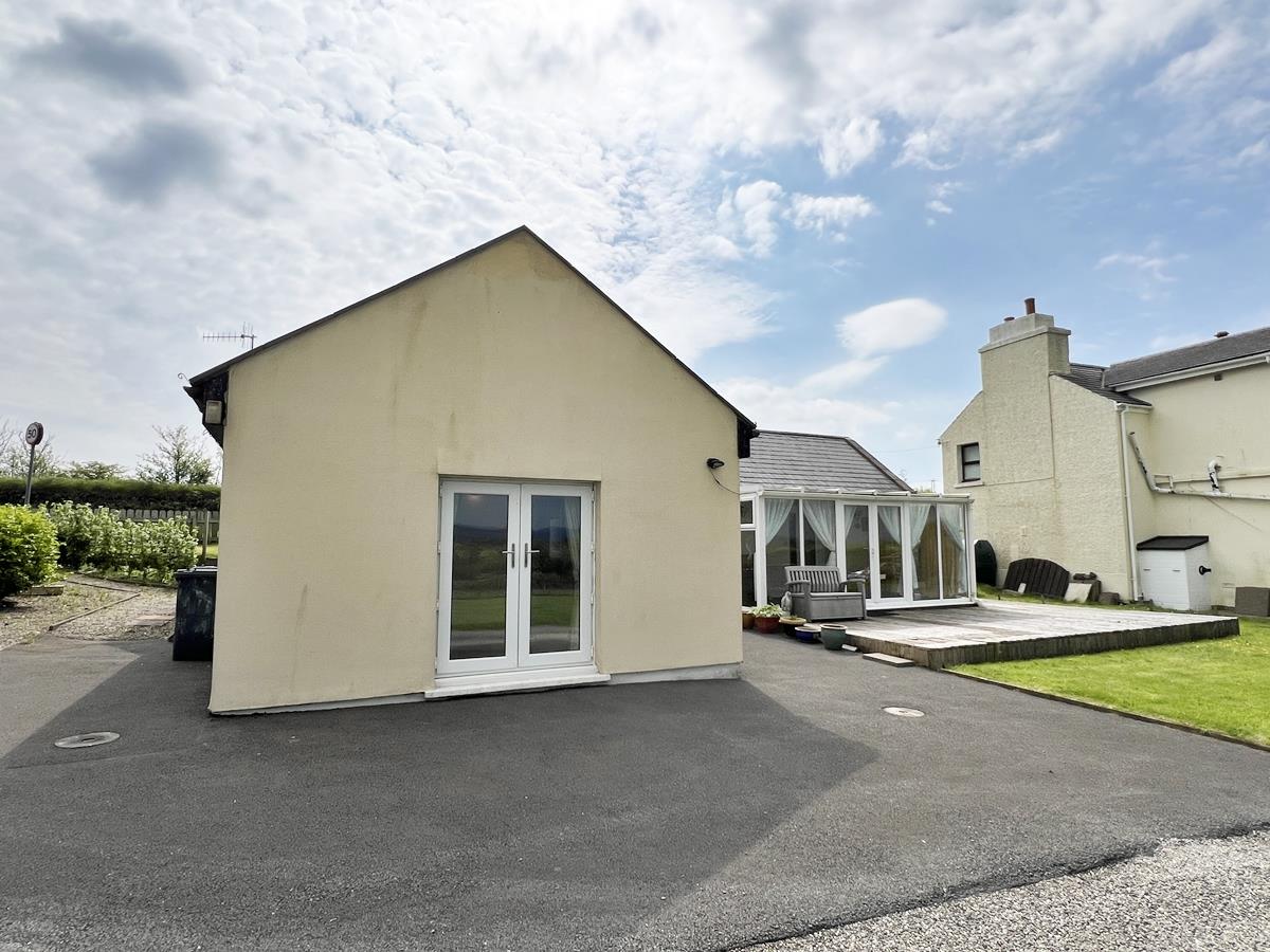 Clannagh Lodge, The Sloping Road, Santon